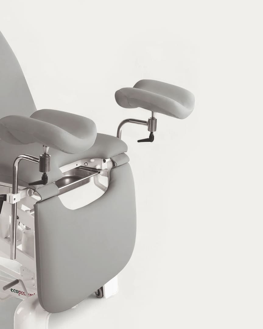 Sillón Ecopostural hidráulico ginecológico C3766 perneras