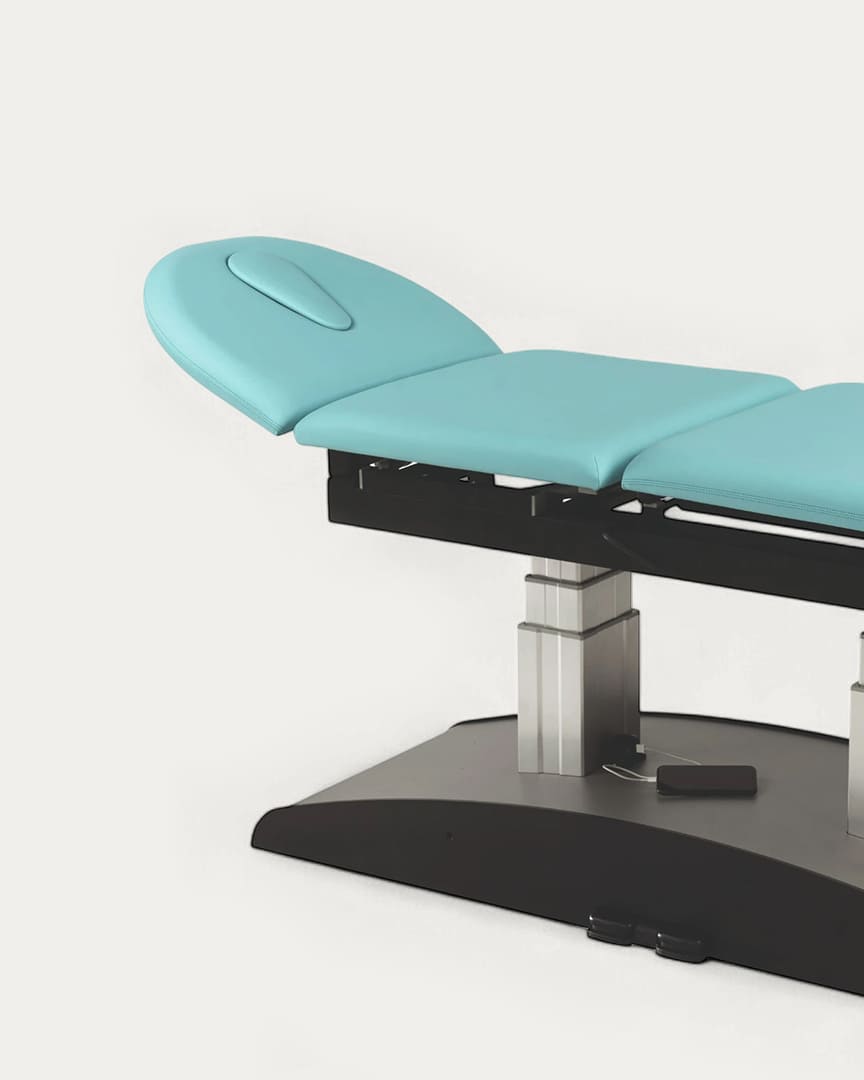 Camilla C6910 fisioterapia eléctrica Ecopostural tres cuerpos