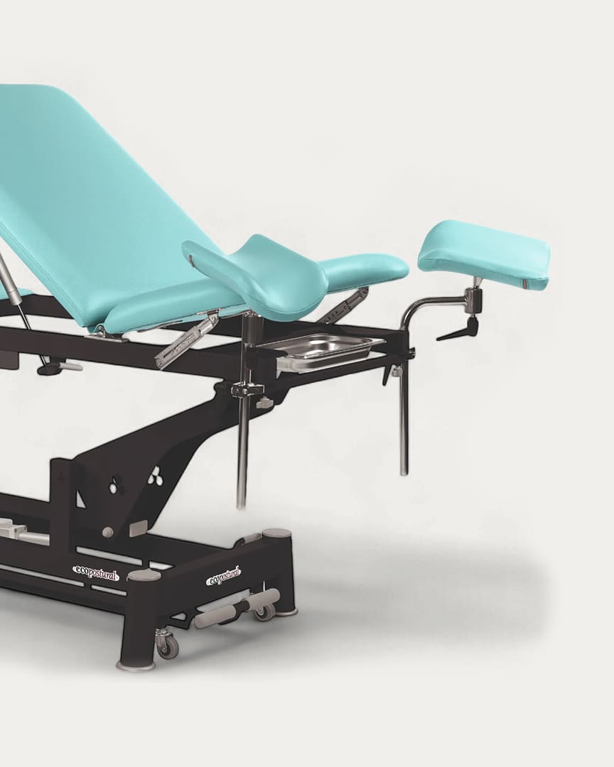 Camilla eléctrica ginecológica C5681 Ecopostural perneras
