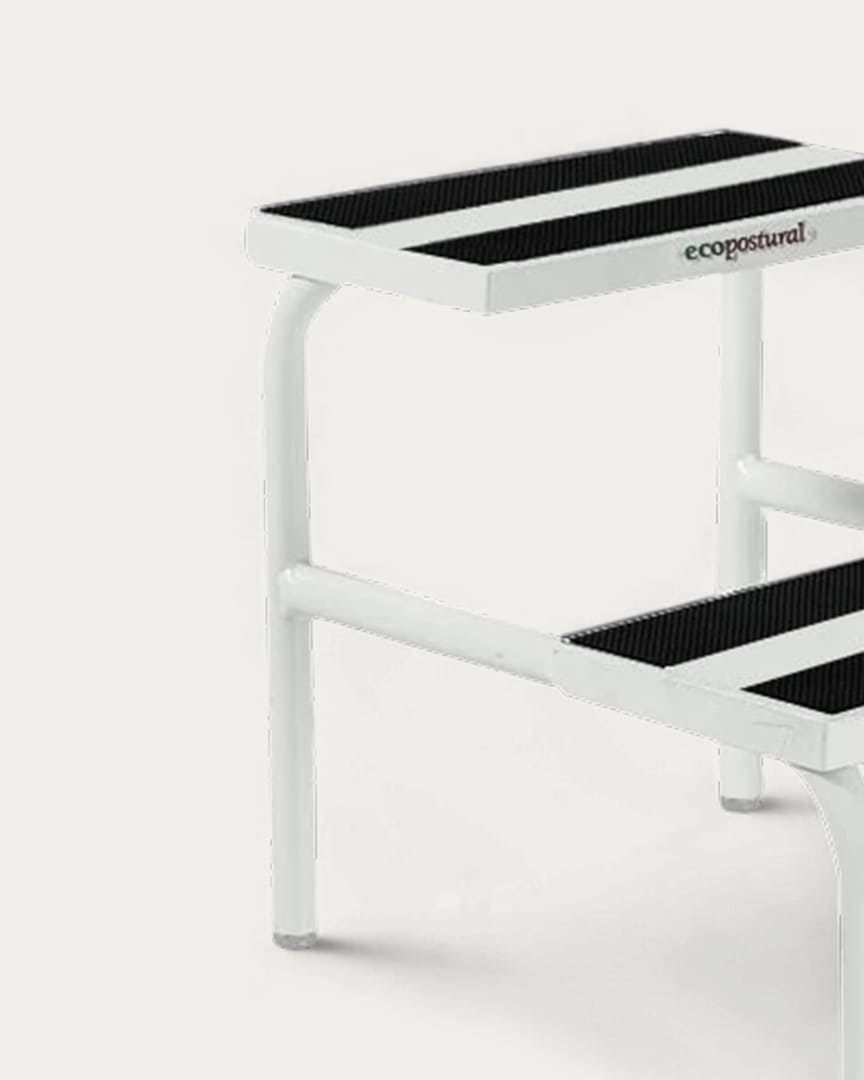 Escalera metálica dos peldaños A4443 Ecopostural