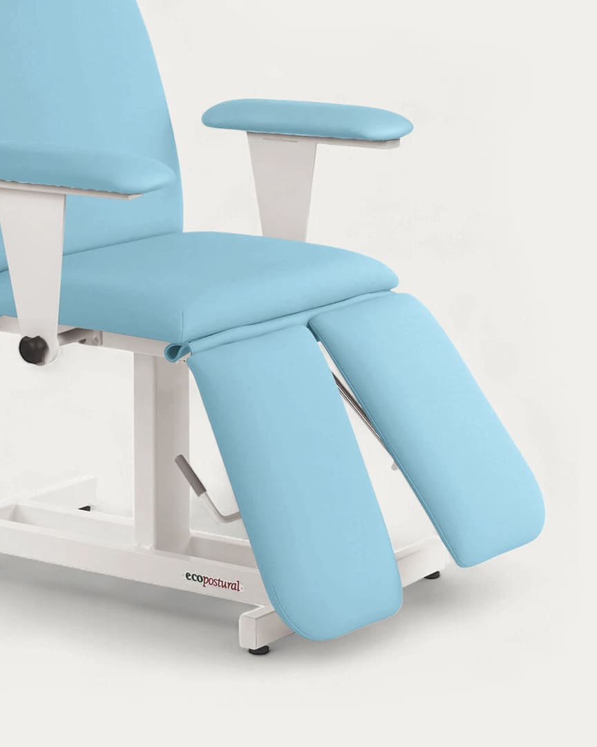 Sillón de podología fijo Ecopostural C4373 perneras