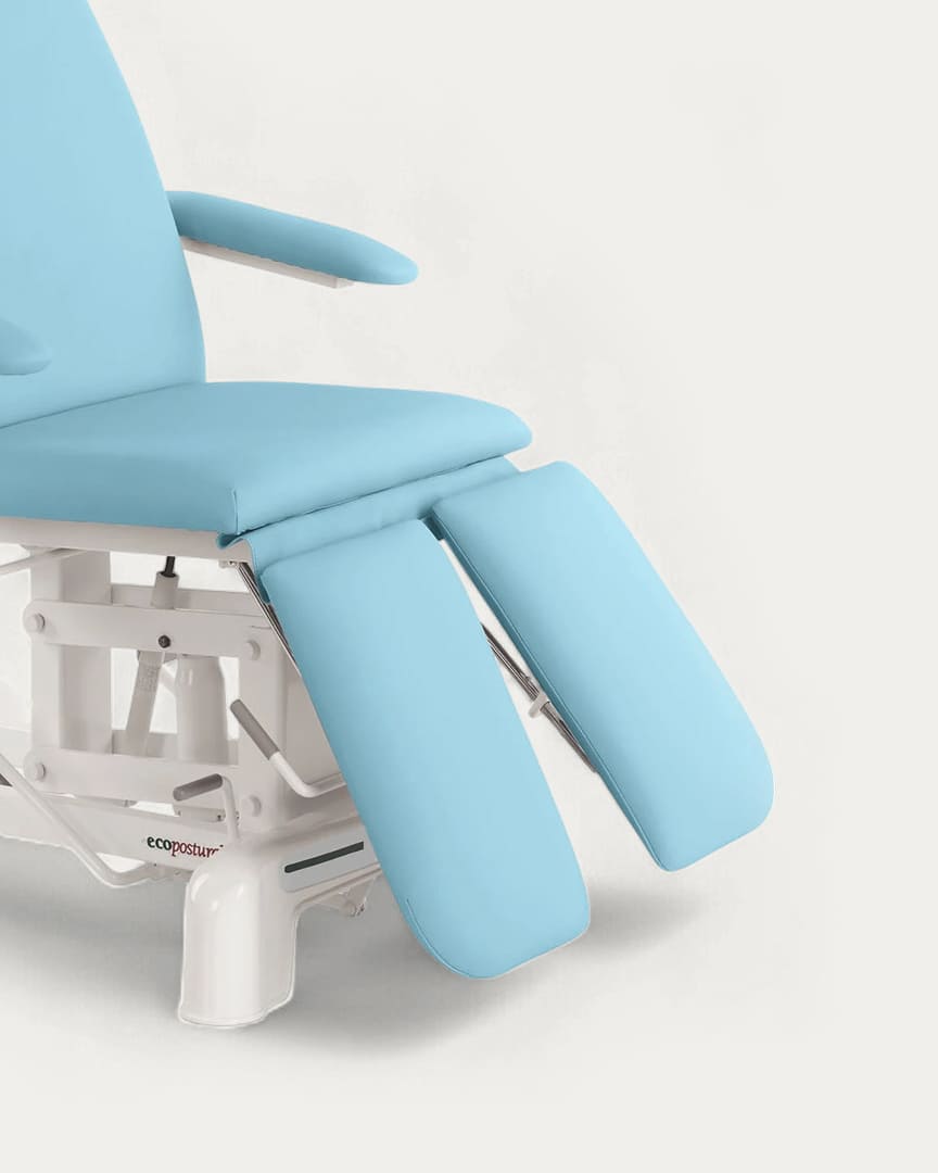 Sillón podológico C3767 hidráulico perneras