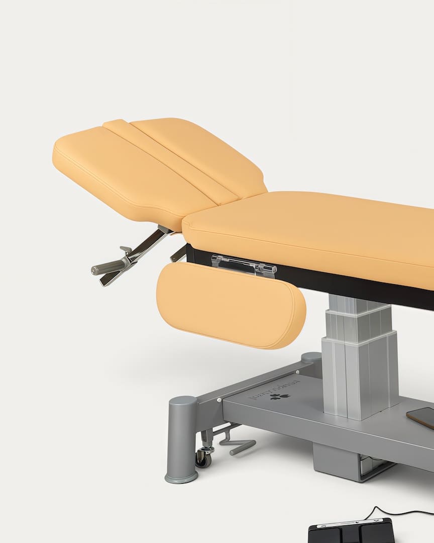 Camilla de osteopatía con reposabrazos eléctrica Ecopostural C6835 cabezal