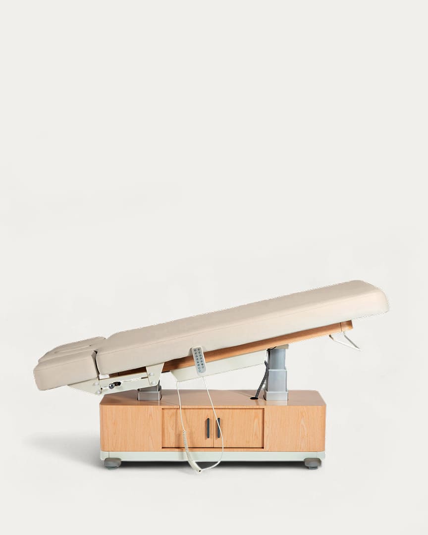 Camilla Trendelenburg masaje spa Libra color crema beige de Mirplay
