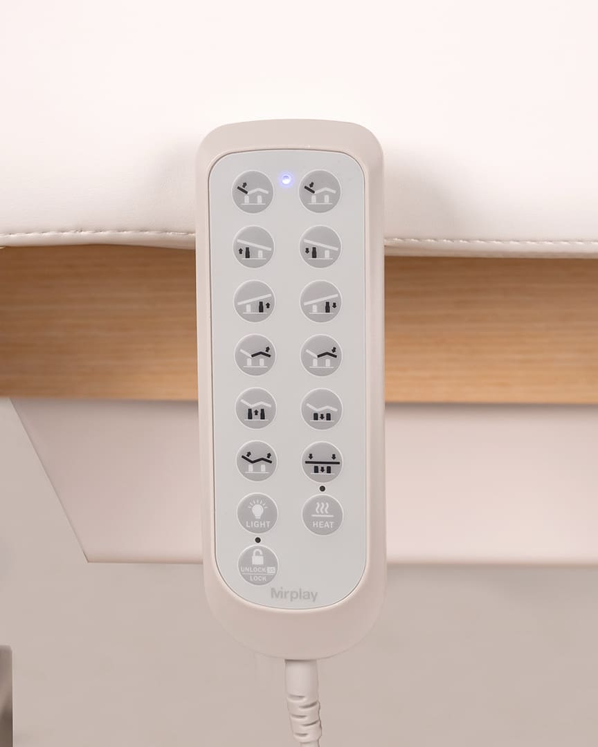 Camilla spa alta gama Virgo madera de Mirplay mando