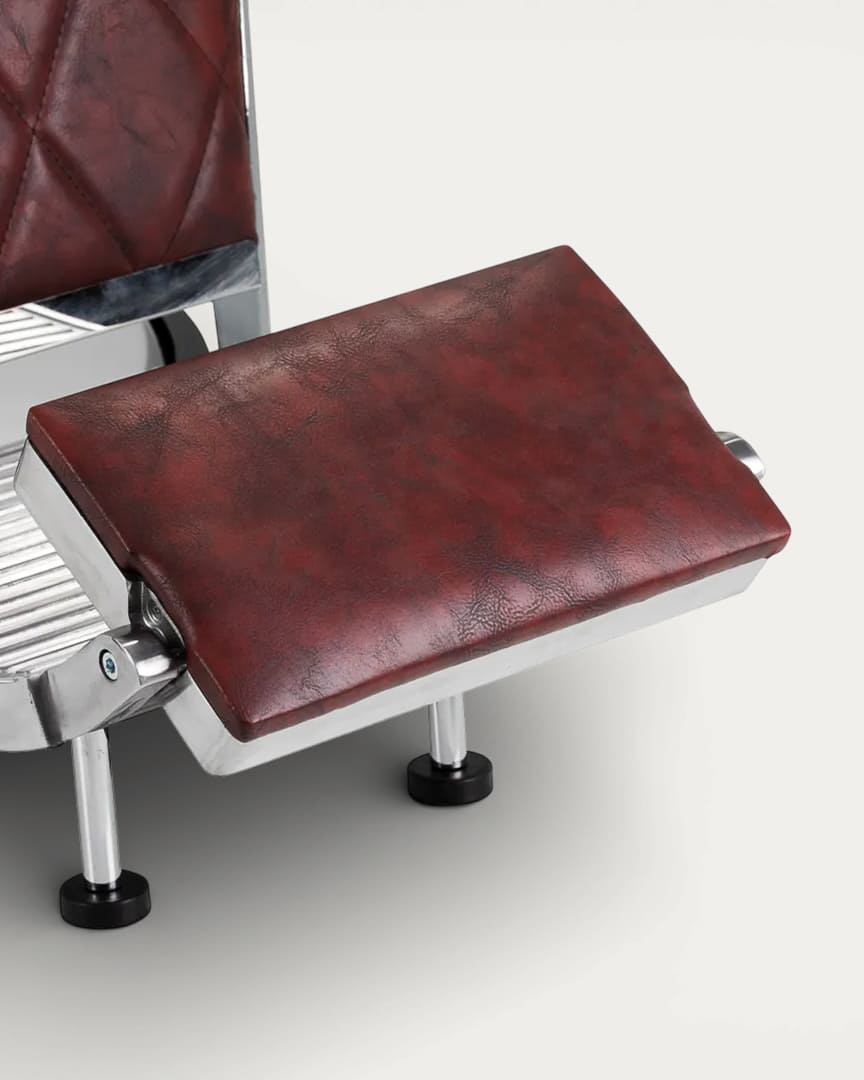 Sillón barbero burdeos y cromado BM88066 Hair System reposapiés