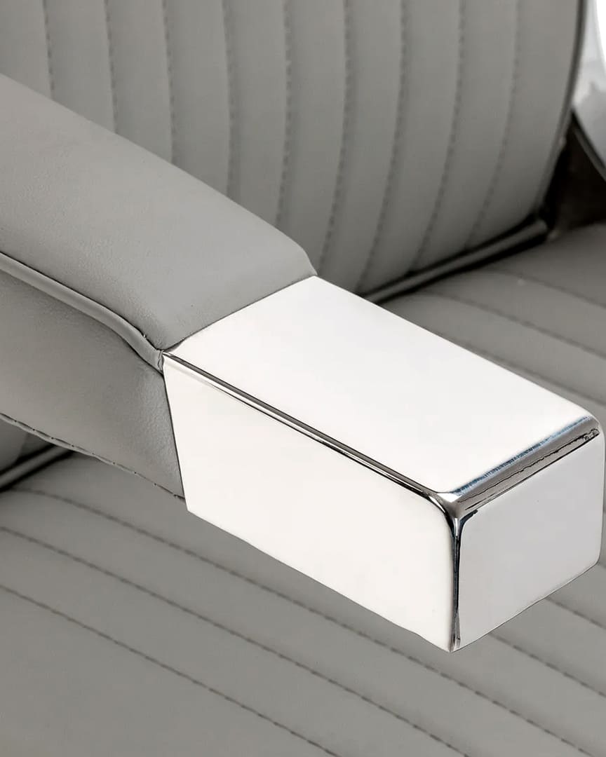 Sillón barbero gris cromado Visionerio Gabbiano reposarazos