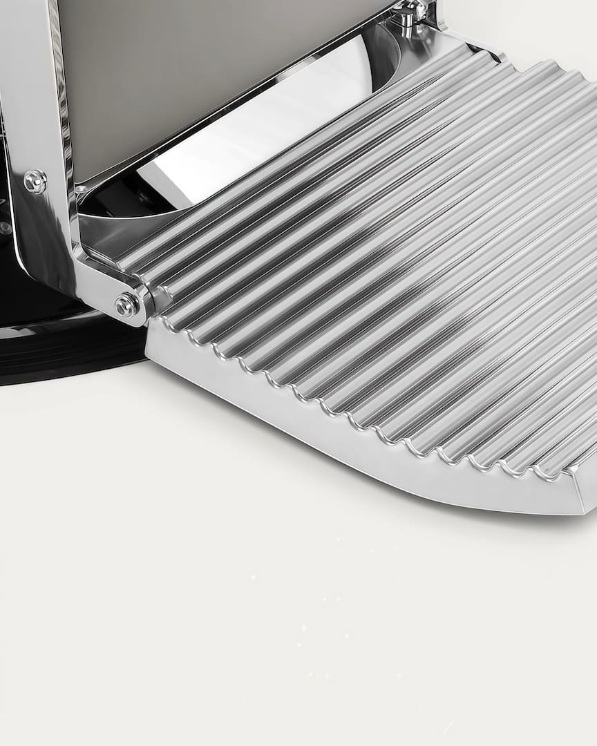 Sillón barbero gris cromado Visionerio Gabbiano reposapiés