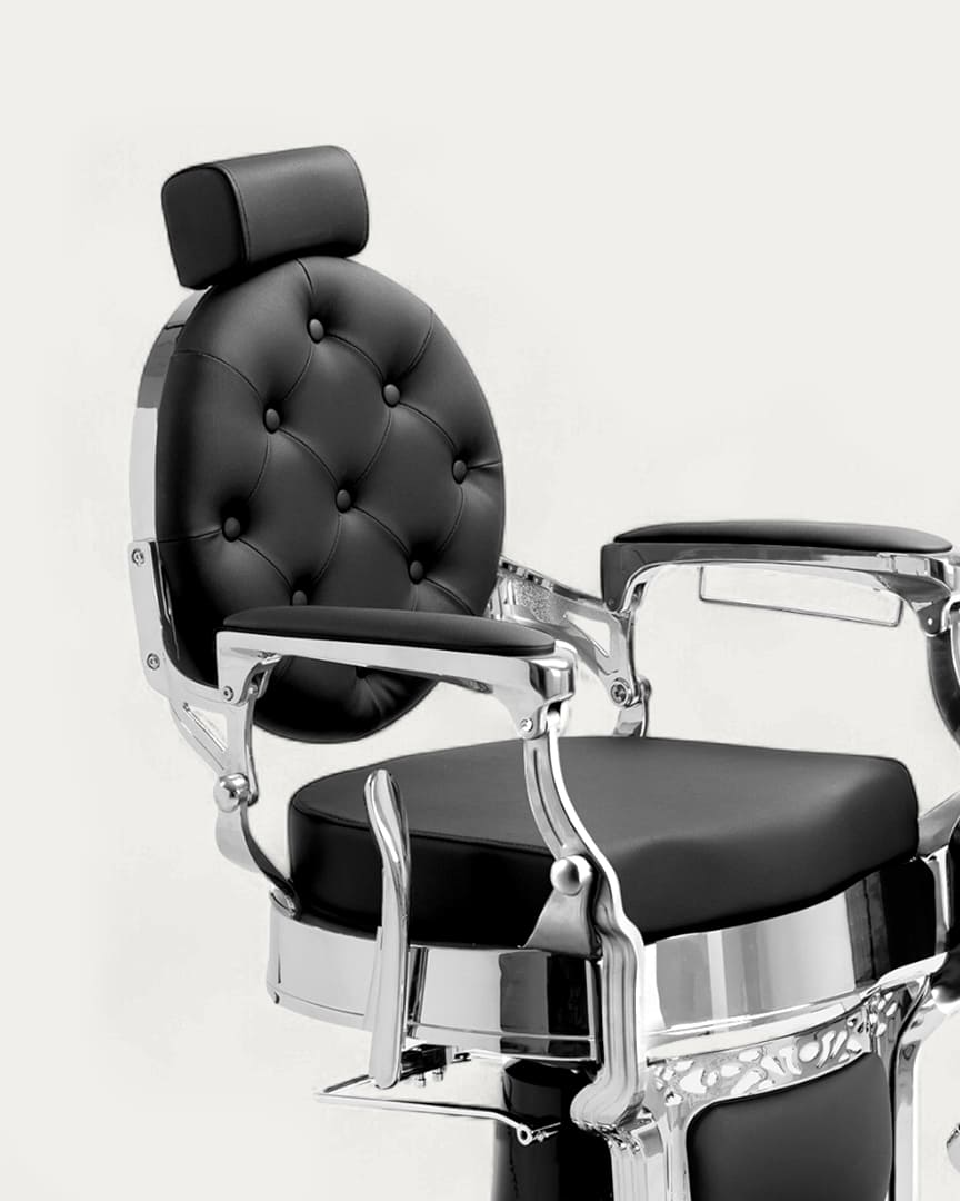 Sillón de barbero Mae Silver plateado con tapicería negra de la marca Dduueett