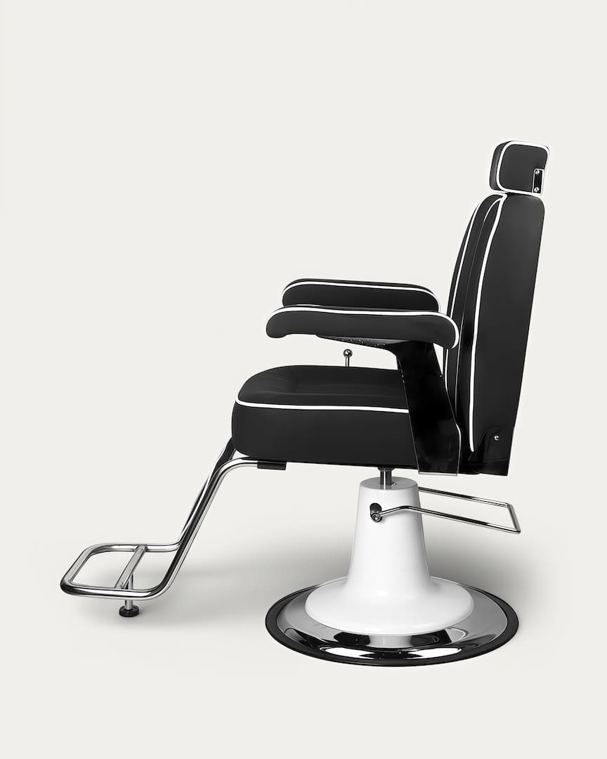 Sillón barbero vintage tapicería negra y base blanca Amadeo Gabbiano