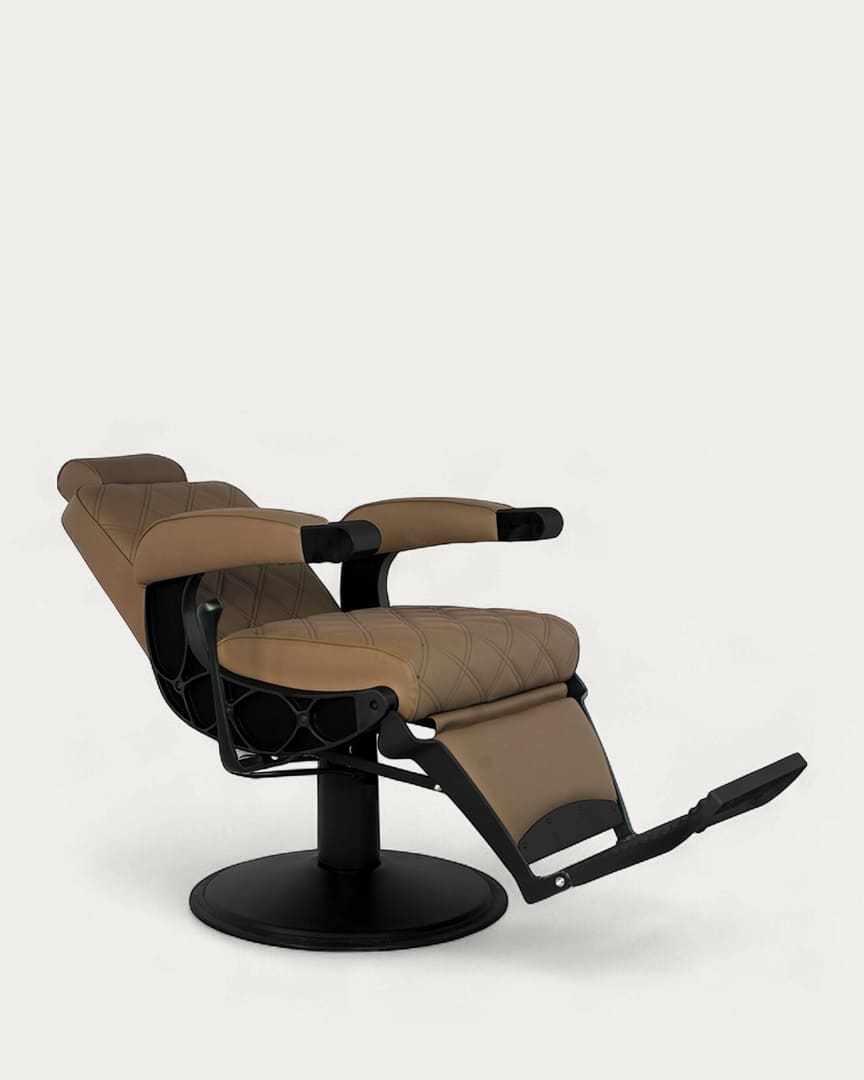 Sillón barbero marrón camel con tapicería rombos Hawk de MUDI