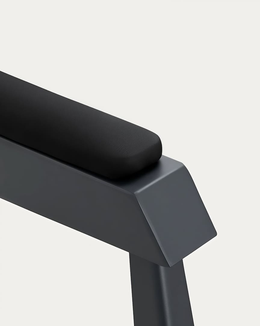 Sillón de barbería negro y gris grafito Bruno Gabbiano reposabrazos