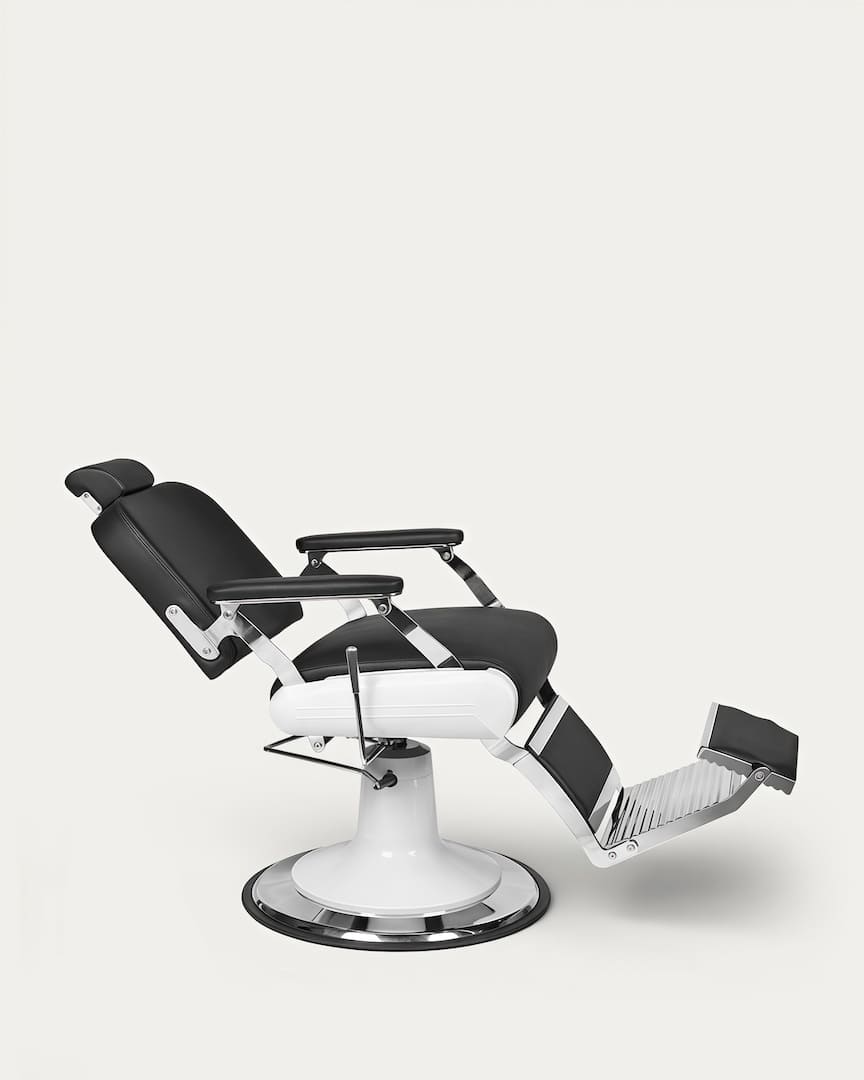 Sillón de barbero antiguo tapicería negra y base blanca Fito