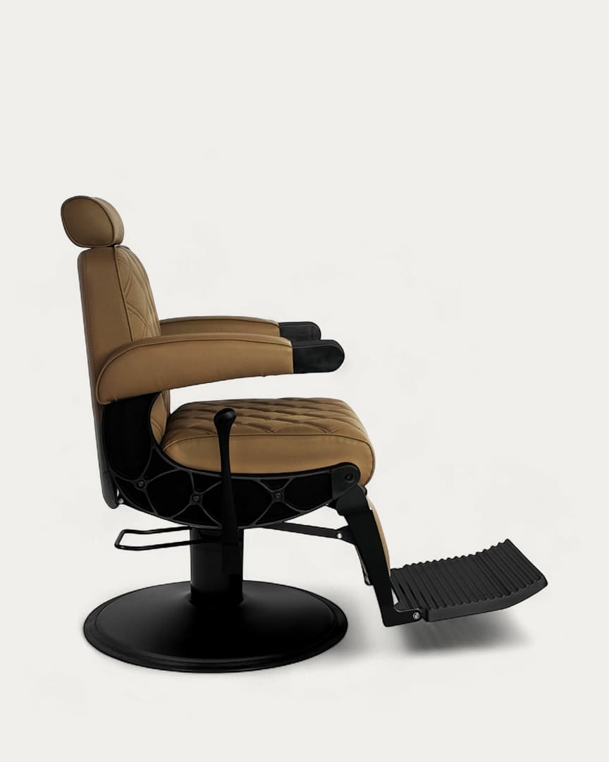 Sillón de barbero marrón con tapicería rombos Hawk de MUDI