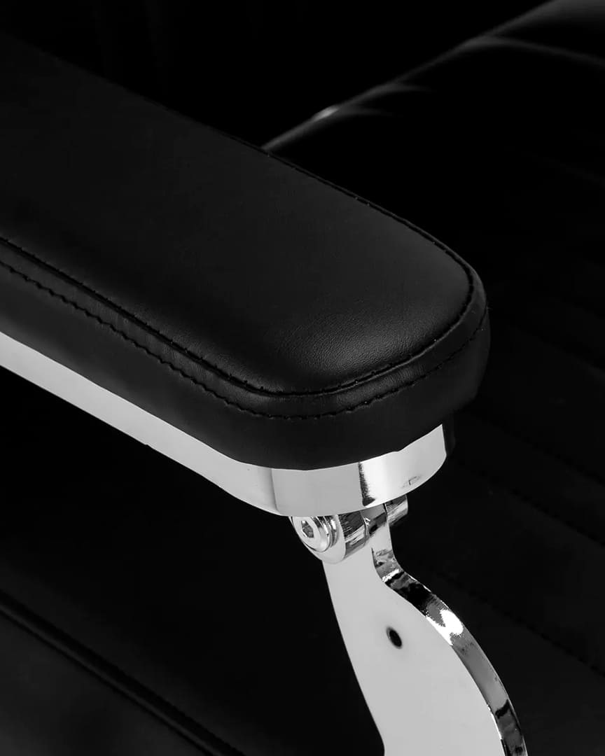 Sillón de barbero negro Elias Gabbiano reposabrazos