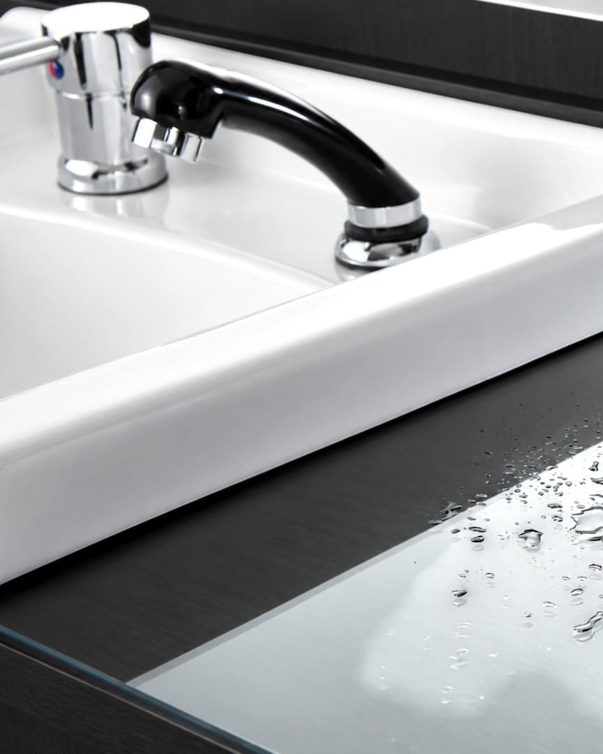 Tocador de barbero con lavacabezas blanco OKE 98 de la marca Mirplay